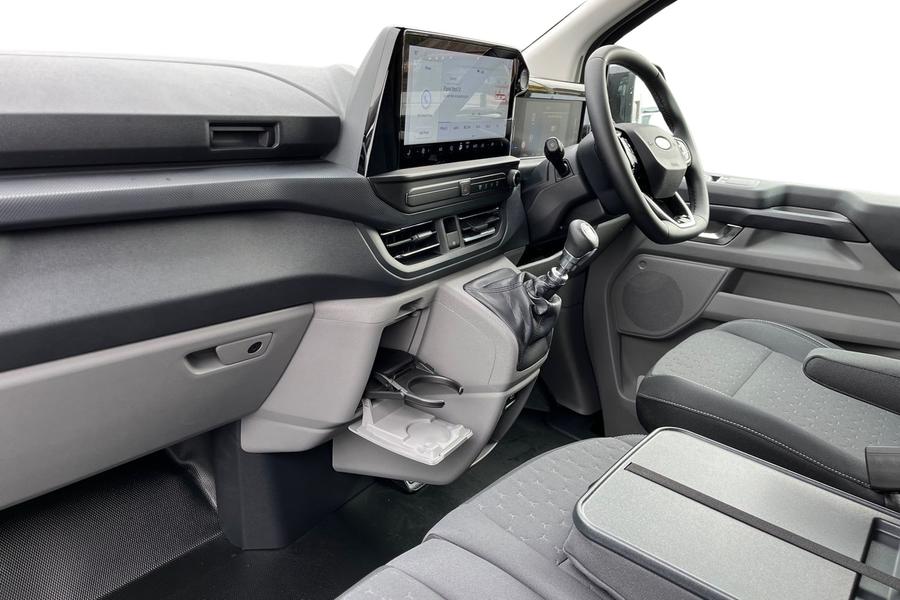 Ford TRANSIT CUSTOM Photo f2a04b07-6e15-49d1-8f45-3f988d309bd0.jpg