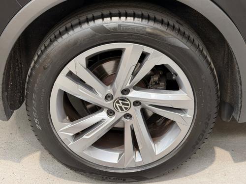 Volkswagen Tiguan Photo f2a6f994-af17-4092-ba91-1f8cbc3634a2.jpeg