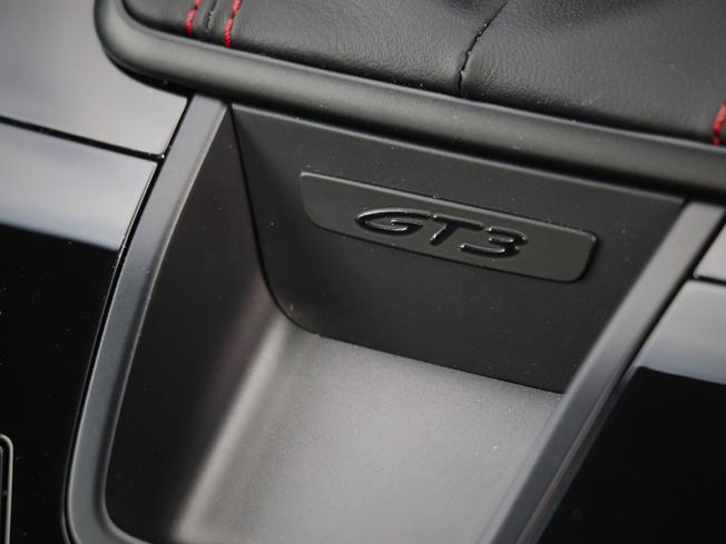PORSCHE 911 Photo 33