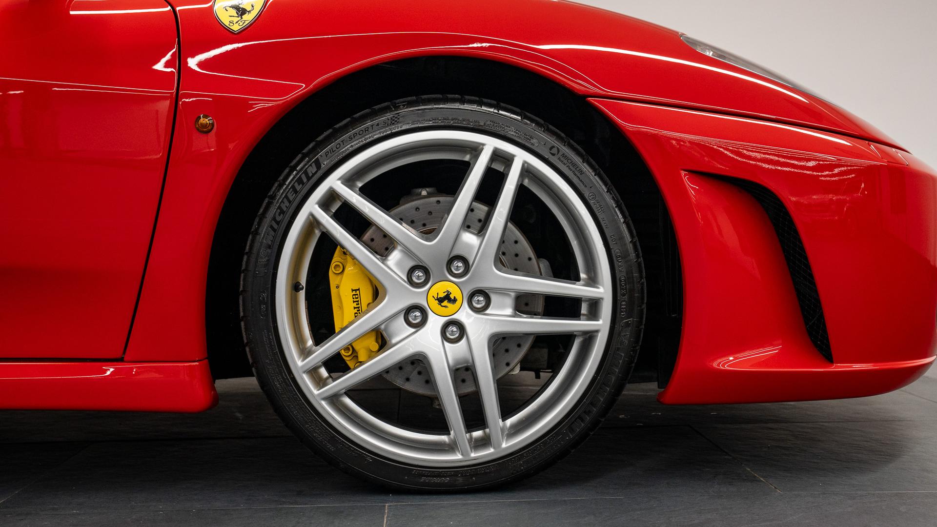 Ferrari F430 Photo f2b51eb9-6400-40e5-98be-583b13c830dc.jpg