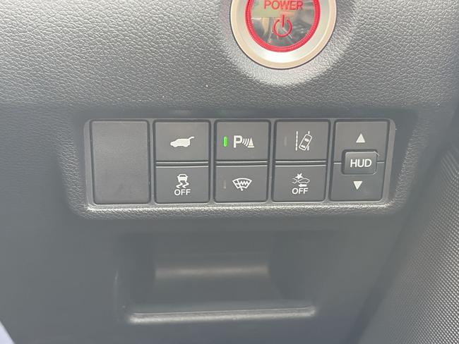 Honda CR-V Photo f2bf0876-a71b-4720-b551-1ce848efb78b.jpg