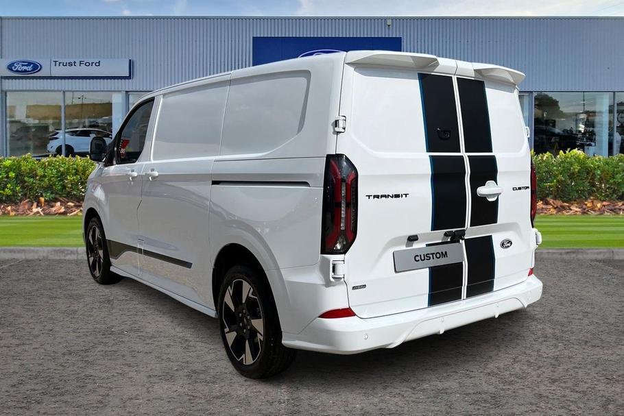 Used Ford TRANSIT CUSTOM CUSTOMSPORT3 2