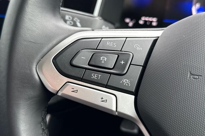 VOLKSWAGEN Polo Photo 16