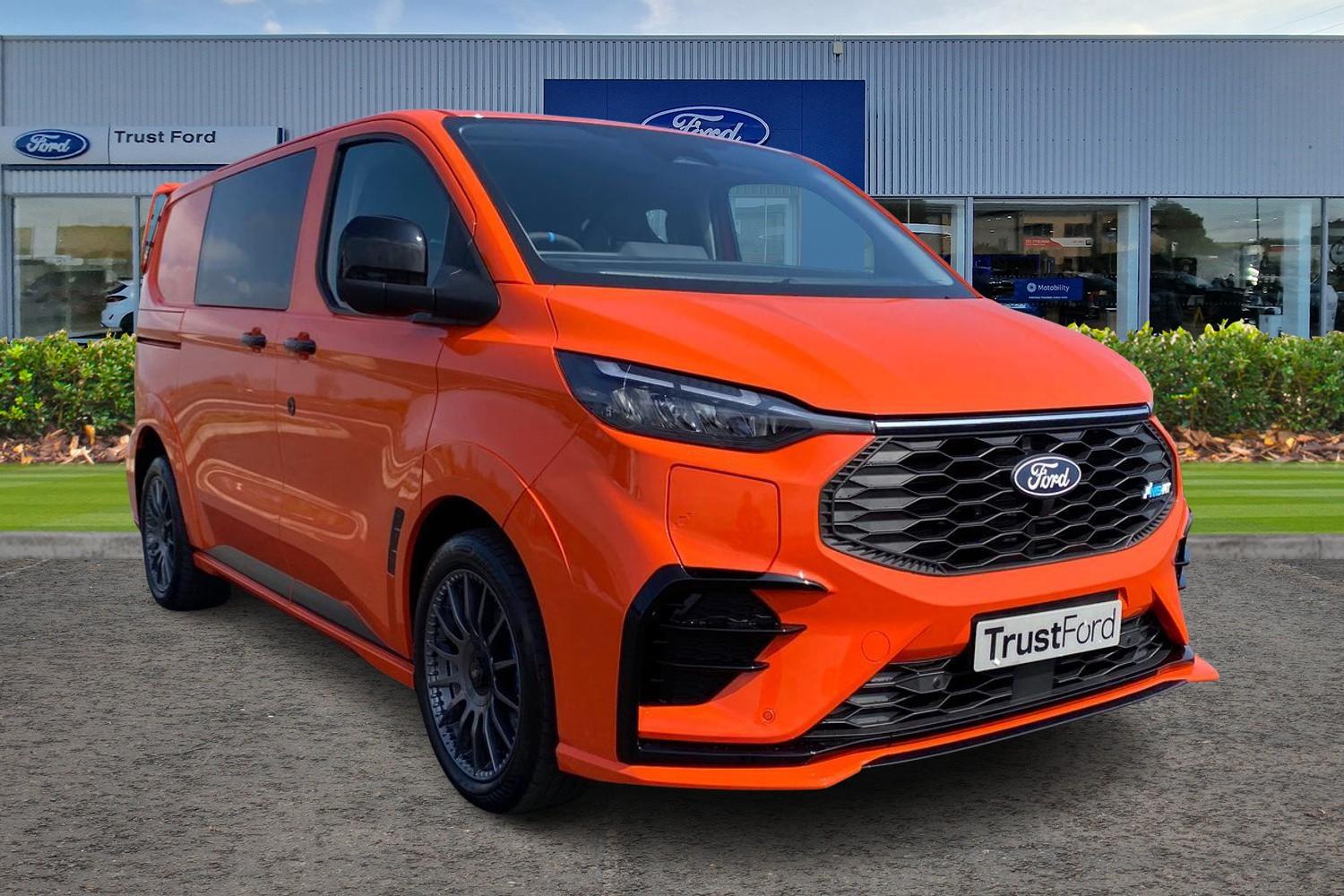 Ford TRANSIT CUSTOM Photo 0