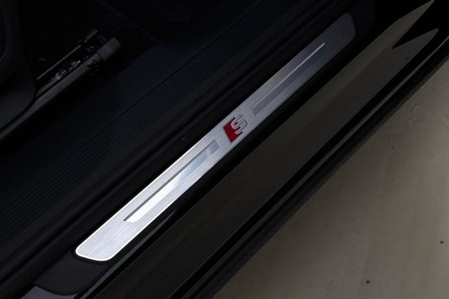 AUDI  Q4 Photo 24
