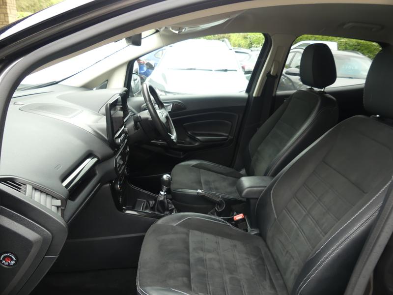 Ford EcoSport Photo f32d0b89-bd8b-4846-82e8-045f905e1e8e.jpg