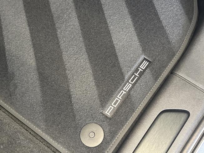 PORSCHE Cayenne Photo 35