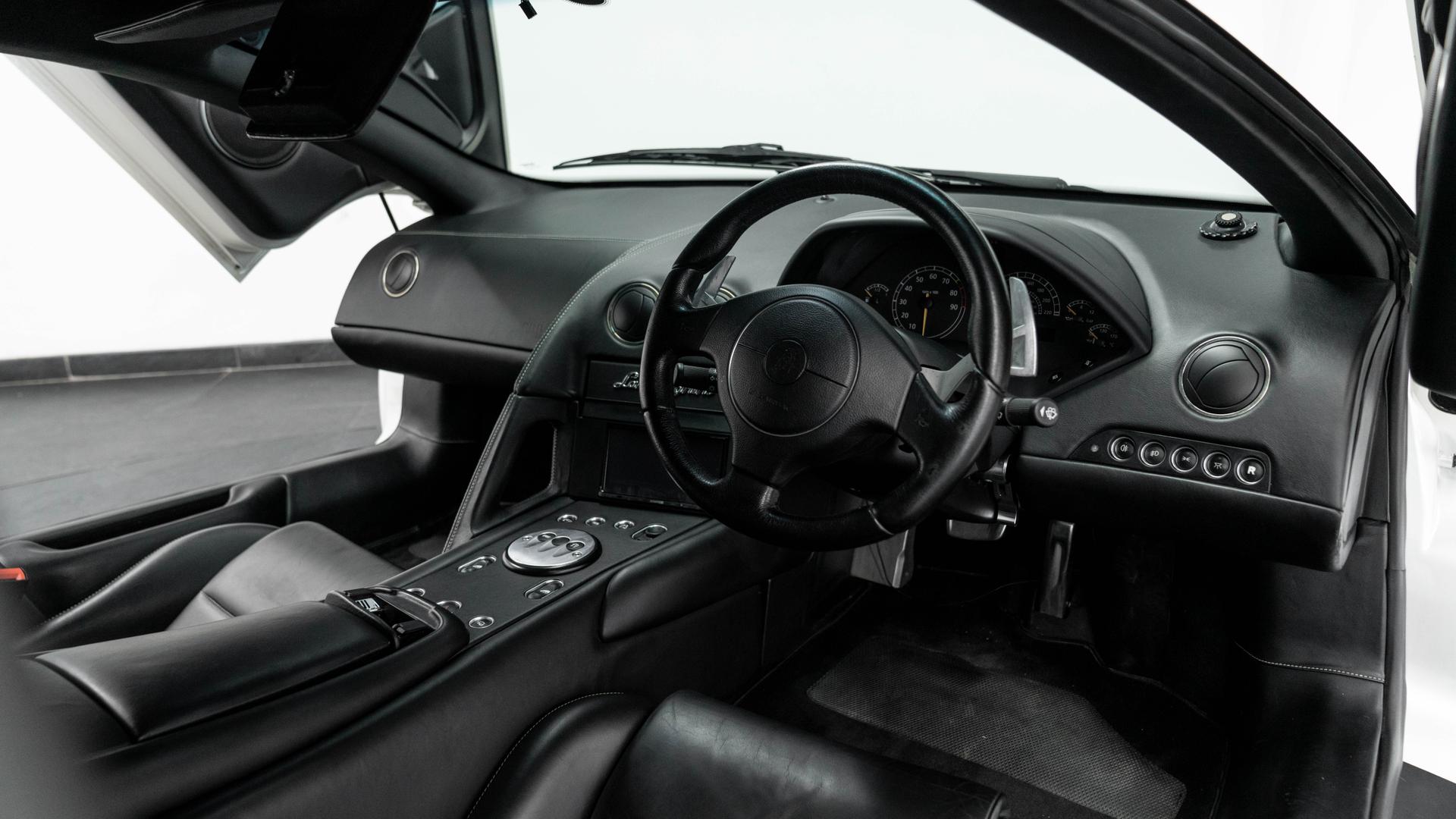 LAMBORGHINI Murcielago Photo f3429553-b5b7-4bd2-8c81-a87baa13cc9e.jpg