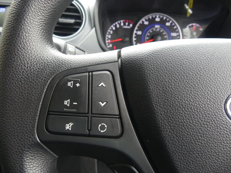 Hyundai i10 Photo f349ef6a-84c9-432f-9a85-0392328f7379.jpg