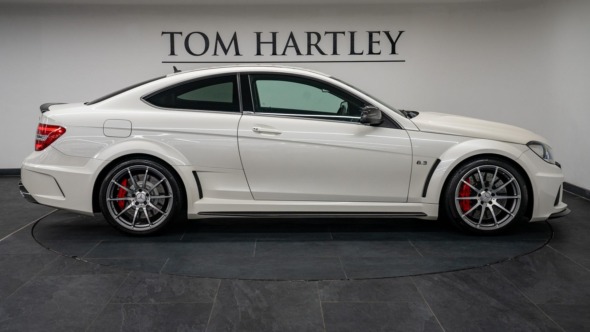 Mercedes-Benz C63 AMG Photo f35689fc-185e-42d6-8082-13dca49ce9b5.jpg