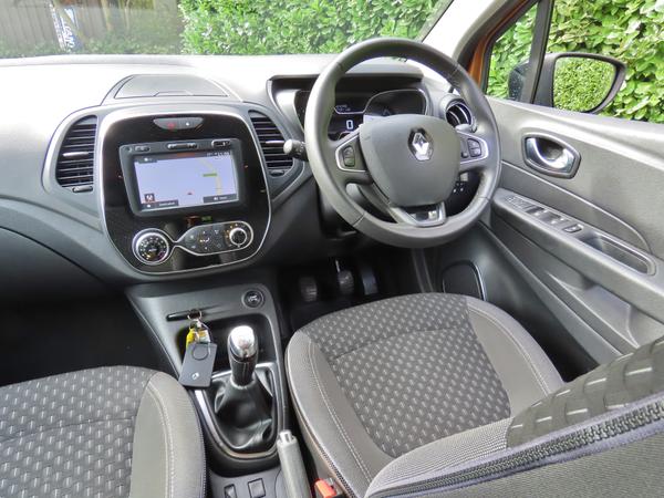 Used Renault Captur HS17HBJ 3