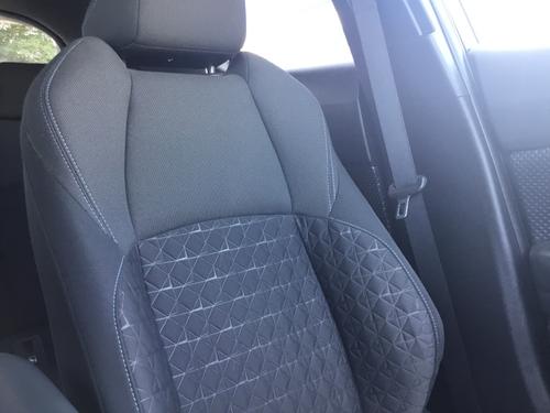 Toyota C-HR Photo f36db879-10de-48ac-be09-82fce6454184.JPG