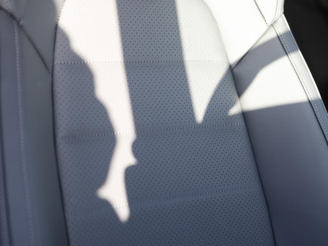 PORSCHE Panamera Photo 13