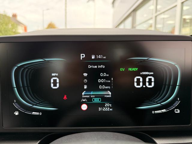 Kia Niro Photo f3811a74-c7c3-44e1-8862-831981606460.jpg