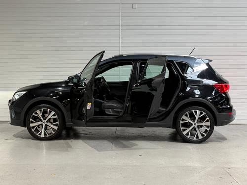 SEAT Arona Photo f384fbf0-f937-4f5e-a689-cdc6307d413e.jpeg