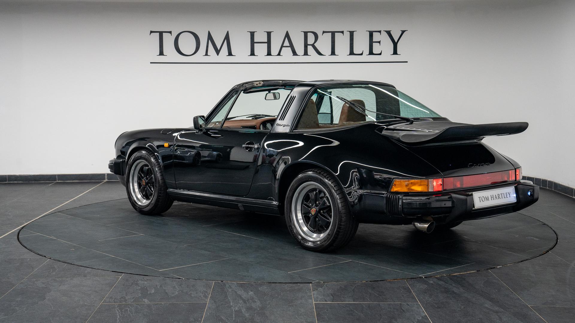 Porsche 911 Photo f389c64e-a39a-4d0c-b977-4e8ceac9c599.jpg