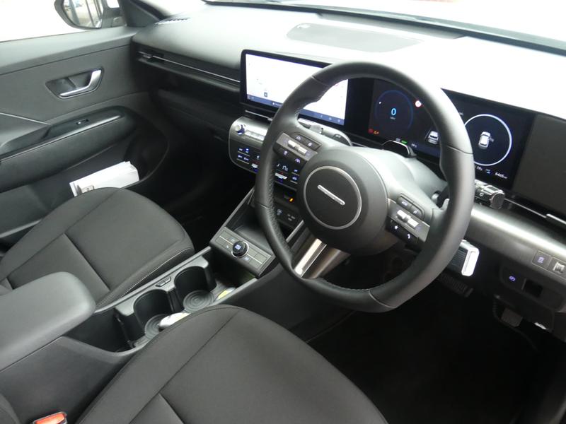 Hyundai KONA Photo f39f630e-7aec-420d-b06a-0bae333e59fb.jpg