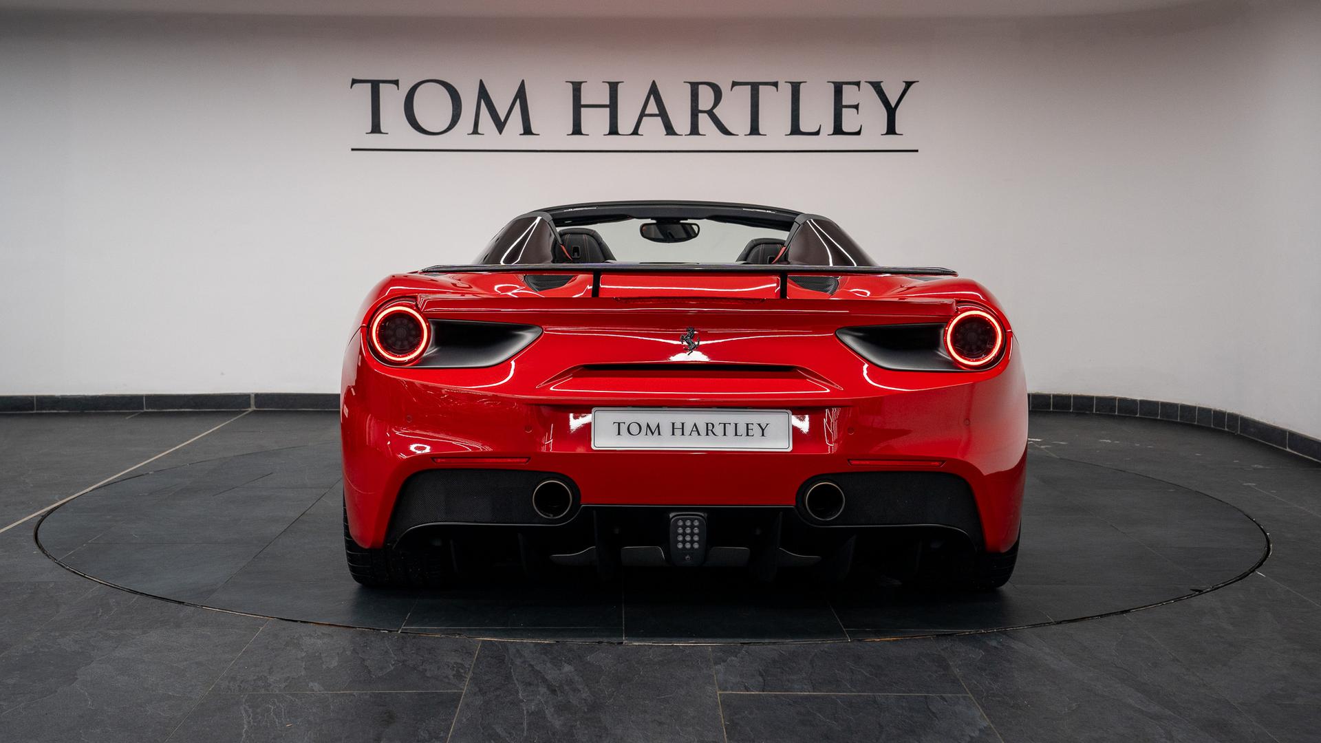 Ferrari 488 Photo f3abf82d-ff4f-445e-8c12-6ac80f0eb1a8.jpg