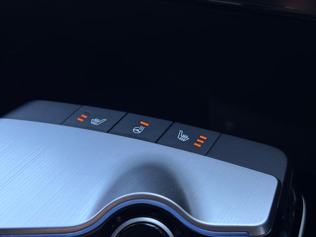 Kia EV6 Photo f3ae9c9c-eed8-4a70-91d2-ec19d482f055.jpg