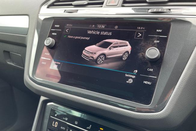 VOLKSWAGEN Tiguan Photo 37