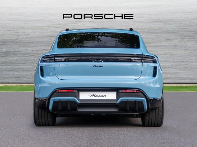 PORSCHE Macan Photo 7