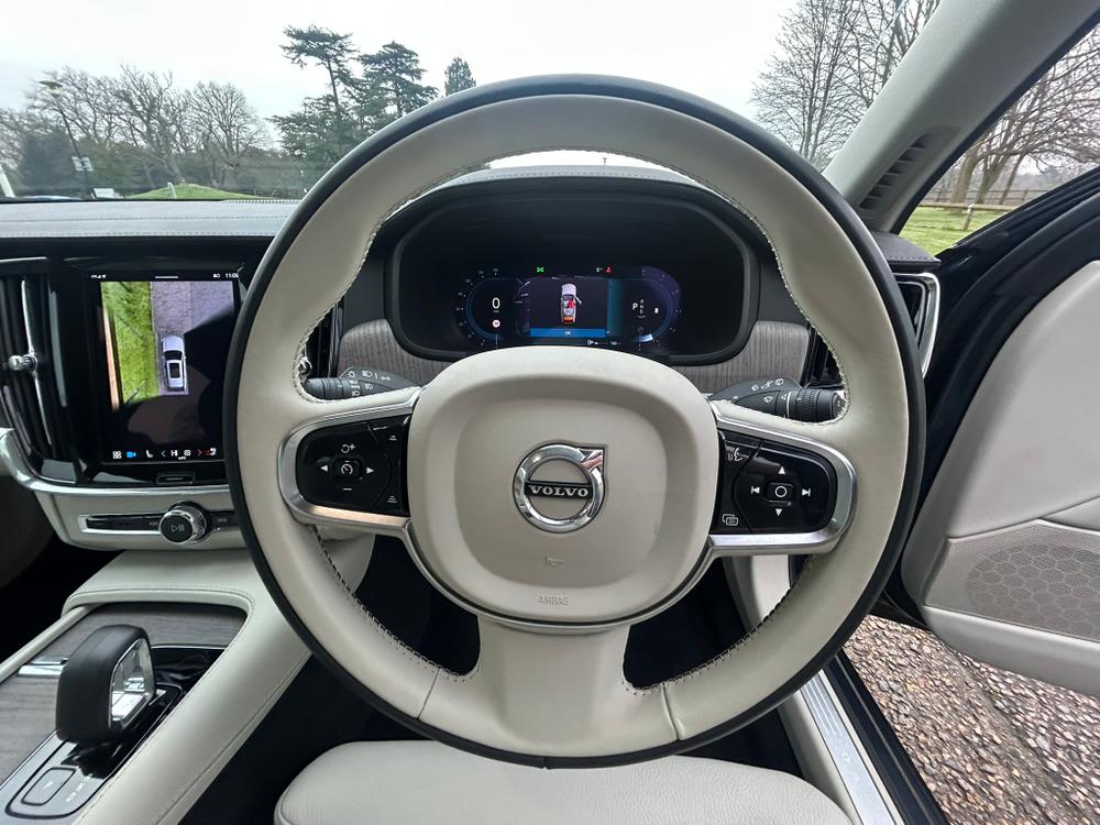 Used Volvo V90 BL23WNS 26