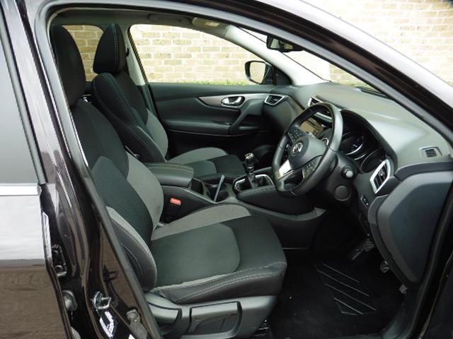 Used Nissan Qashqai 1.3 YL69ETX 3