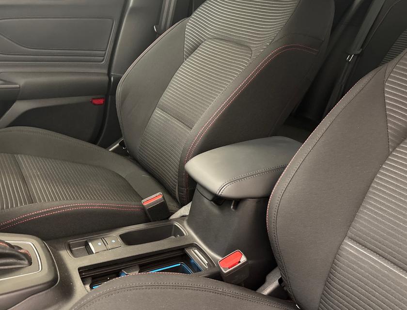 Ford Focus Photo f3ddbb10-9f41-4e42-a8ca-dba4fb40dc03.jpg