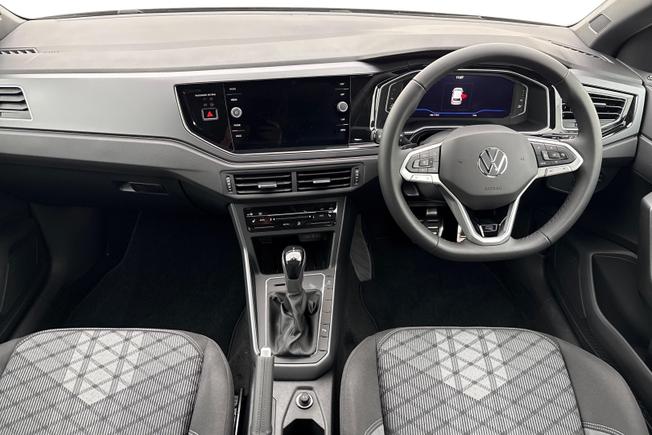 Volkswagen  Polo  Photo 10