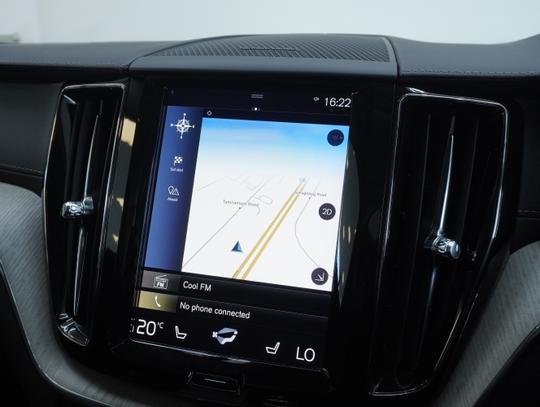 Volvo XC60 Photo f3ed80fd-f1c5-410c-88dd-dc22b29dc9d3.jpg