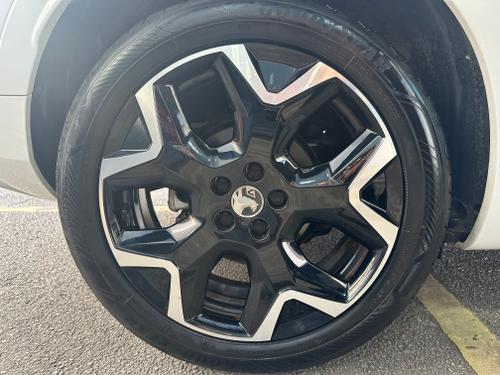 Vauxhall Grandland Photo f3f50f4b-bd03-4f24-974f-9a7b5918a9c9.jpeg