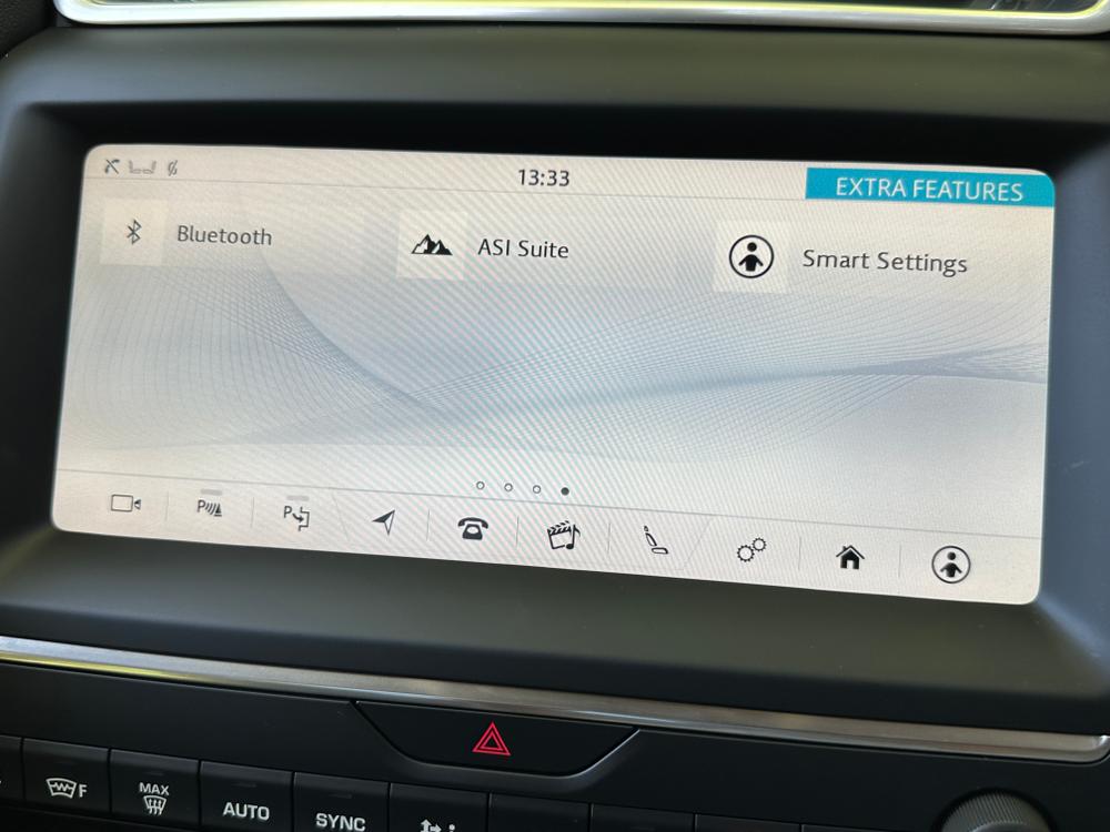 Used Jaguar E-PACE GU19NFR 35