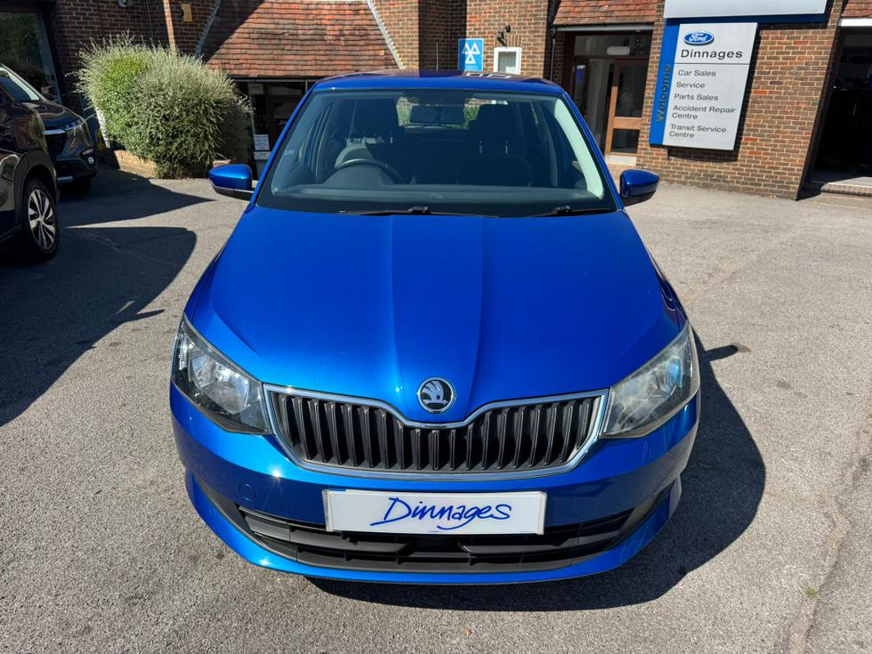 Skoda Fabia Photo f408f54c-e0d6-45ad-b58a-83cb5d5c70b5.JPEG