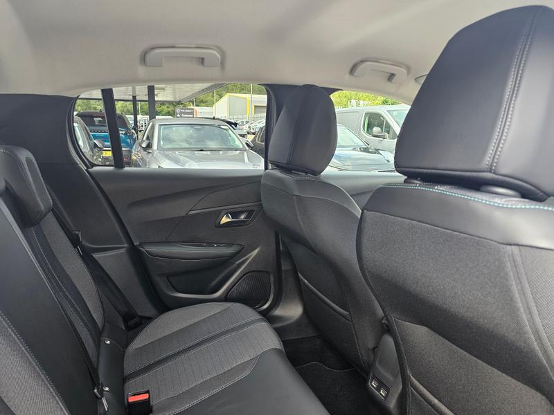 2023 73 PEUGEOT 208