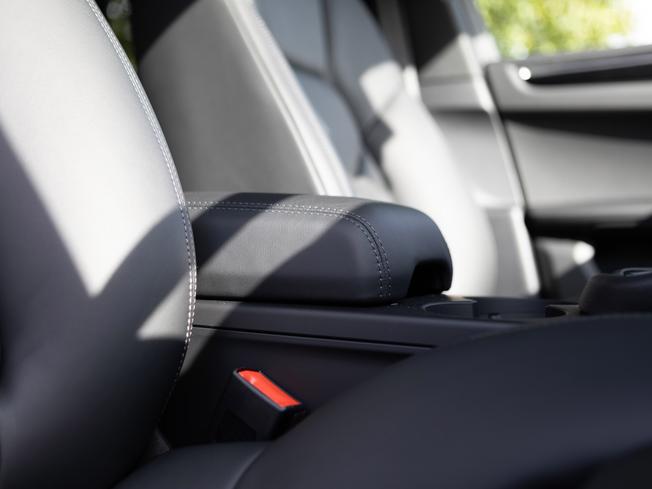 PORSCHE Macan Photo 12