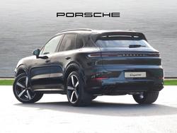 PORSCHE Cayenne Photo 2