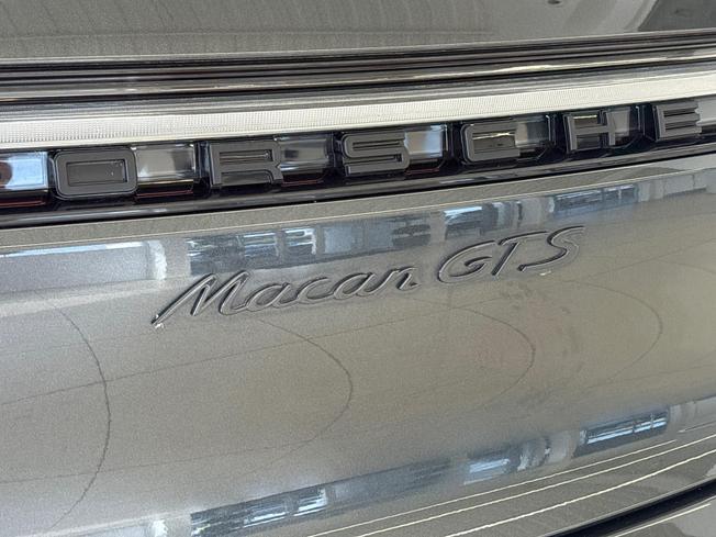 Porsche Macan Photo 33