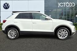 VOLKSWAGEN T-Roc Photo 4