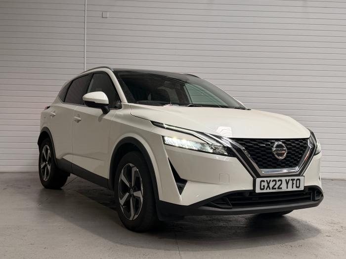 Used 2022 Nissan Qashqai 1.3 DIG-T MHEV N-Connecta SUV 5dr Petrol Hybrid Manual Euro 6 (s/s) (140 ps) White at Windsors of Wallasey