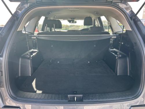 Kia SORENTO Photo f4384181-fc59-413b-9a9b-39b266dac017.jpg