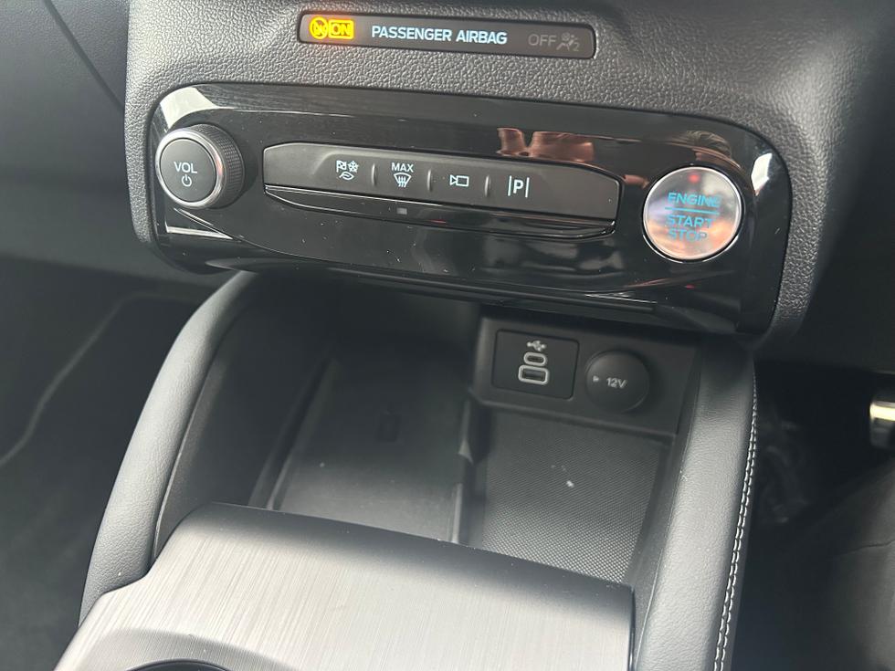 Ford Kuga Photo f446282b-a6d7-4c6f-9d92-75a1104f492f.jpeg