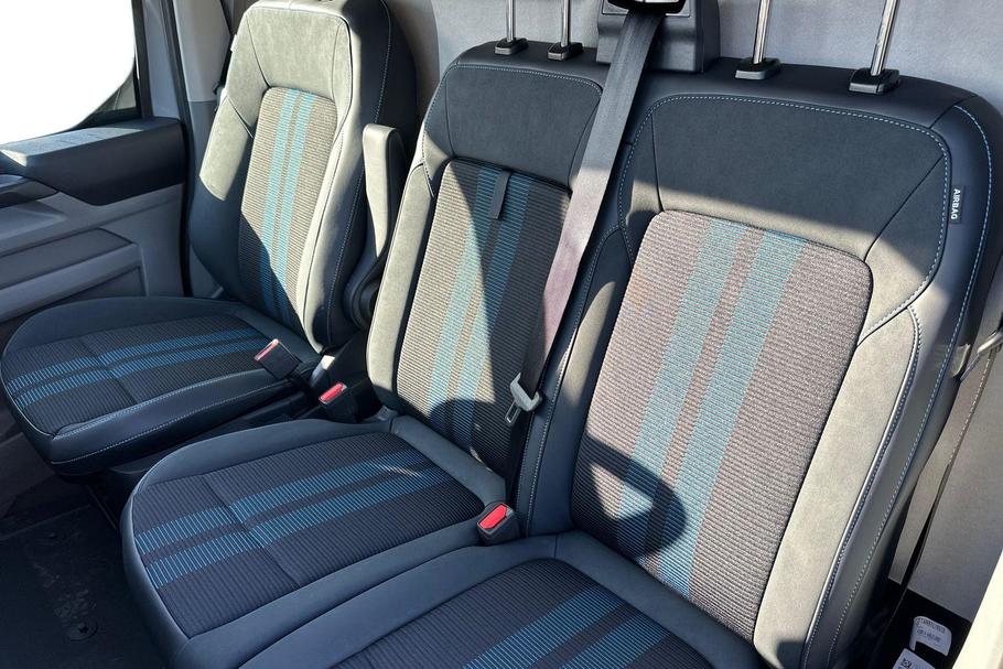 Used Ford E-TRANSIT CUSTOM CUSTOMBEV04 11