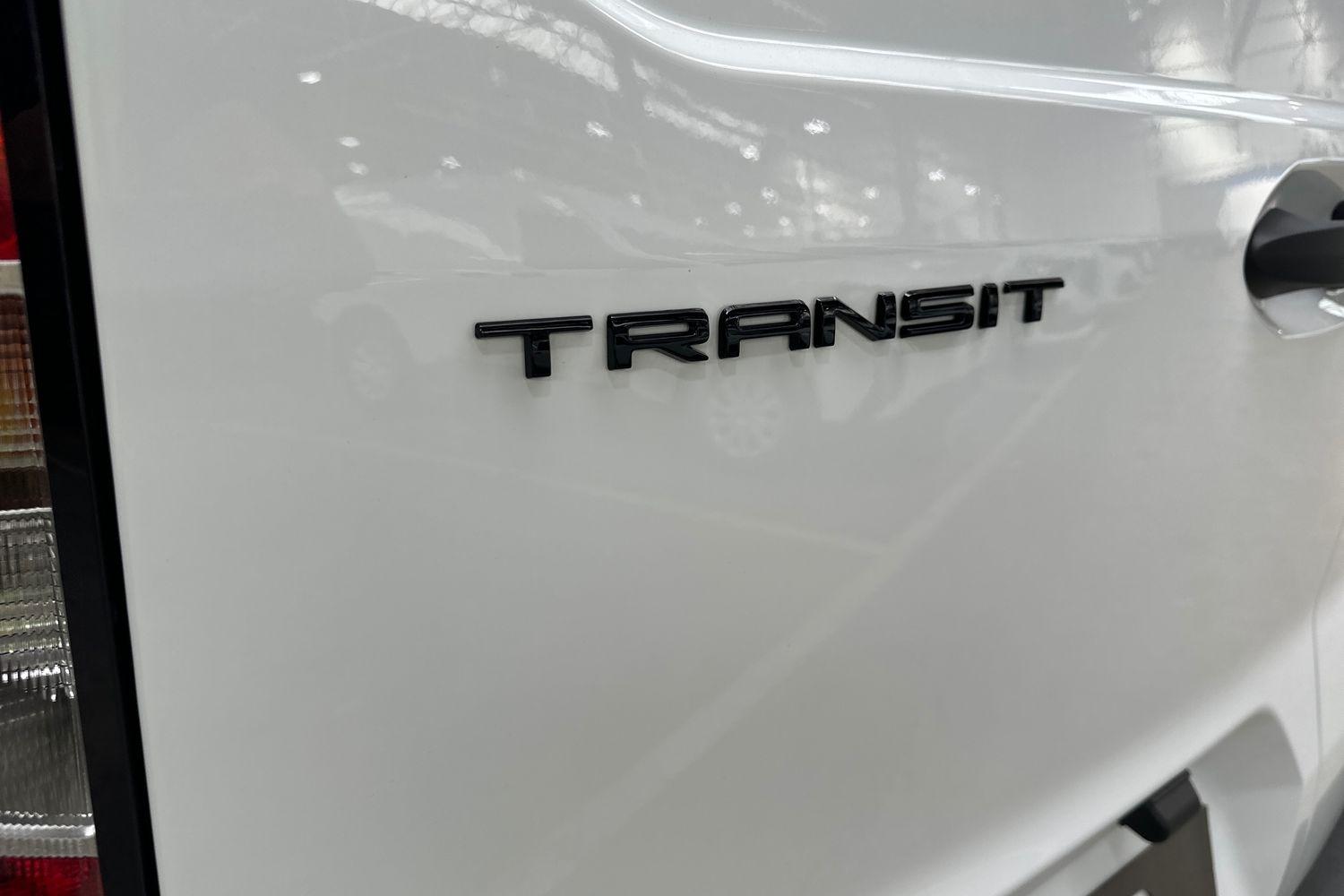 Ford TRANSIT COURIER Photo 20