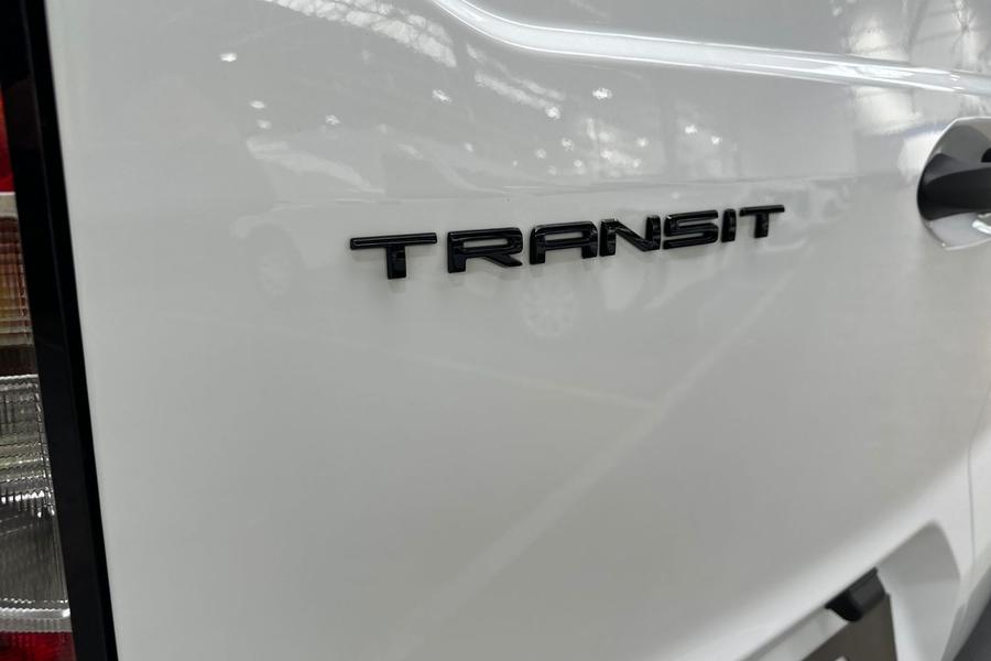 Ford TRANSIT COURIER Photo f46942ea-1873-4344-8689-245417fb810d.jpg