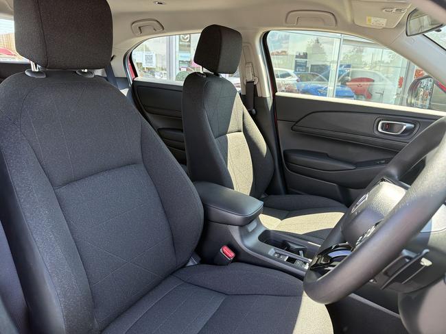 Honda HR-V Photo f46cdfb1-f57d-4f00-834e-8e81295c9e6e.jpg