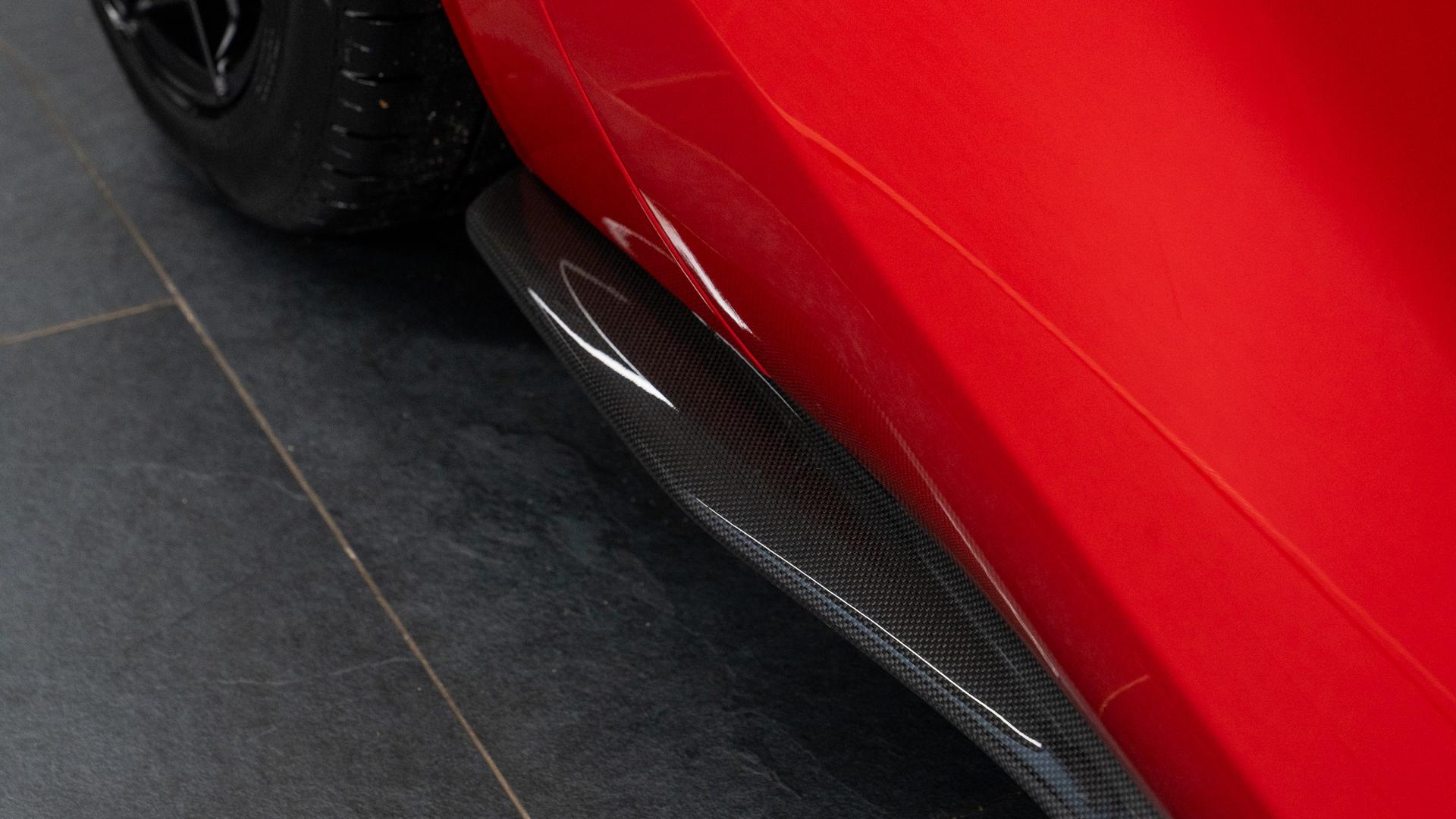 Ferrari 812 Superfast Photo f485cd99-11b7-4dc4-8848-a552e04b287e.jpg