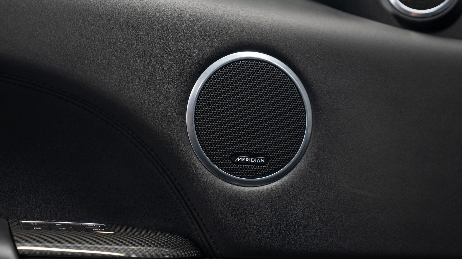 Land Rover Range Rover Sport Photo f48f858c-c596-473c-91a2-b77268889ded.jpg
