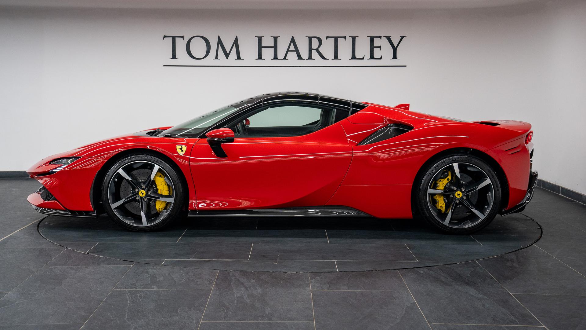 Ferrari SF90 Photo f49eecf2-02ac-461c-8f92-afeba377e1f6.jpg