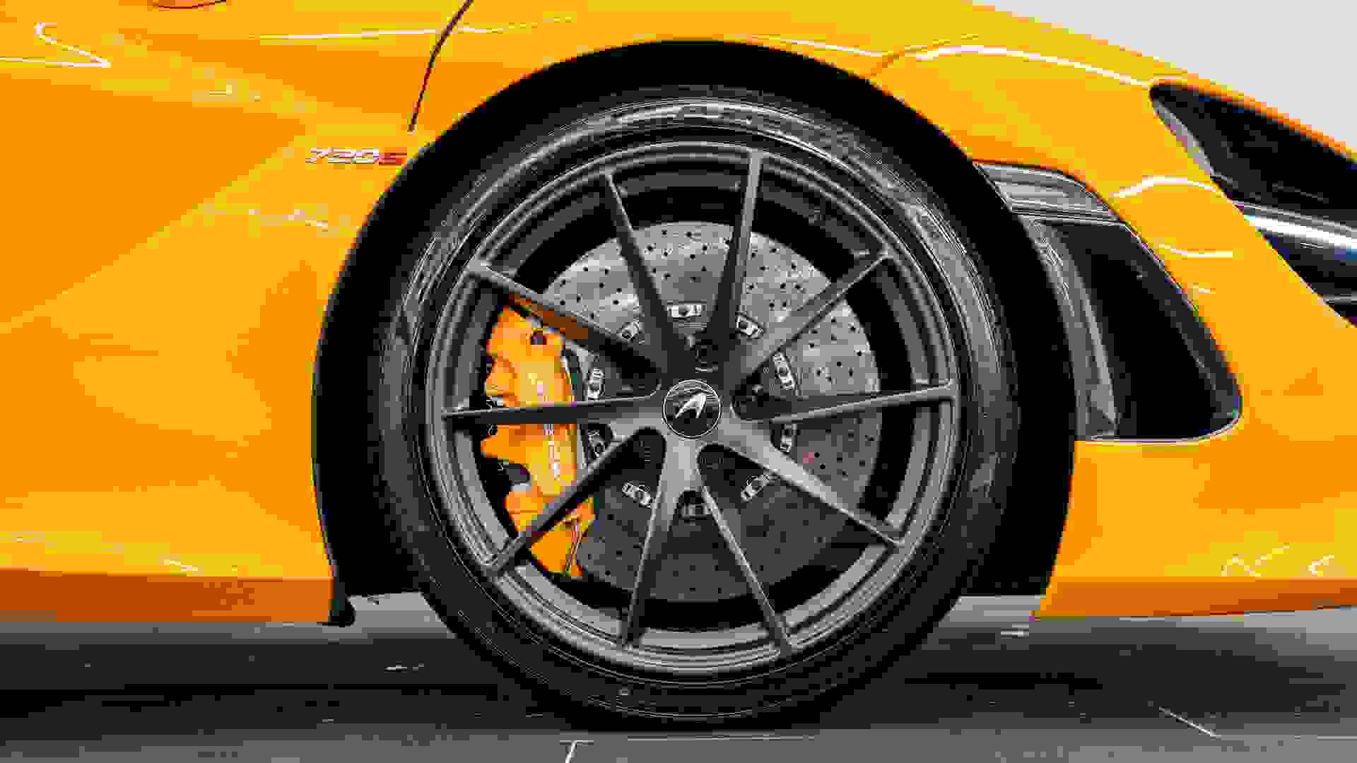 McLaren 720S Photo f4a78ef7-3c3e-4951-bfa5-dd075cd65bf8.jpg