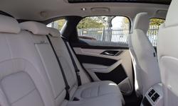 Jaguar F-PACE Photo 28